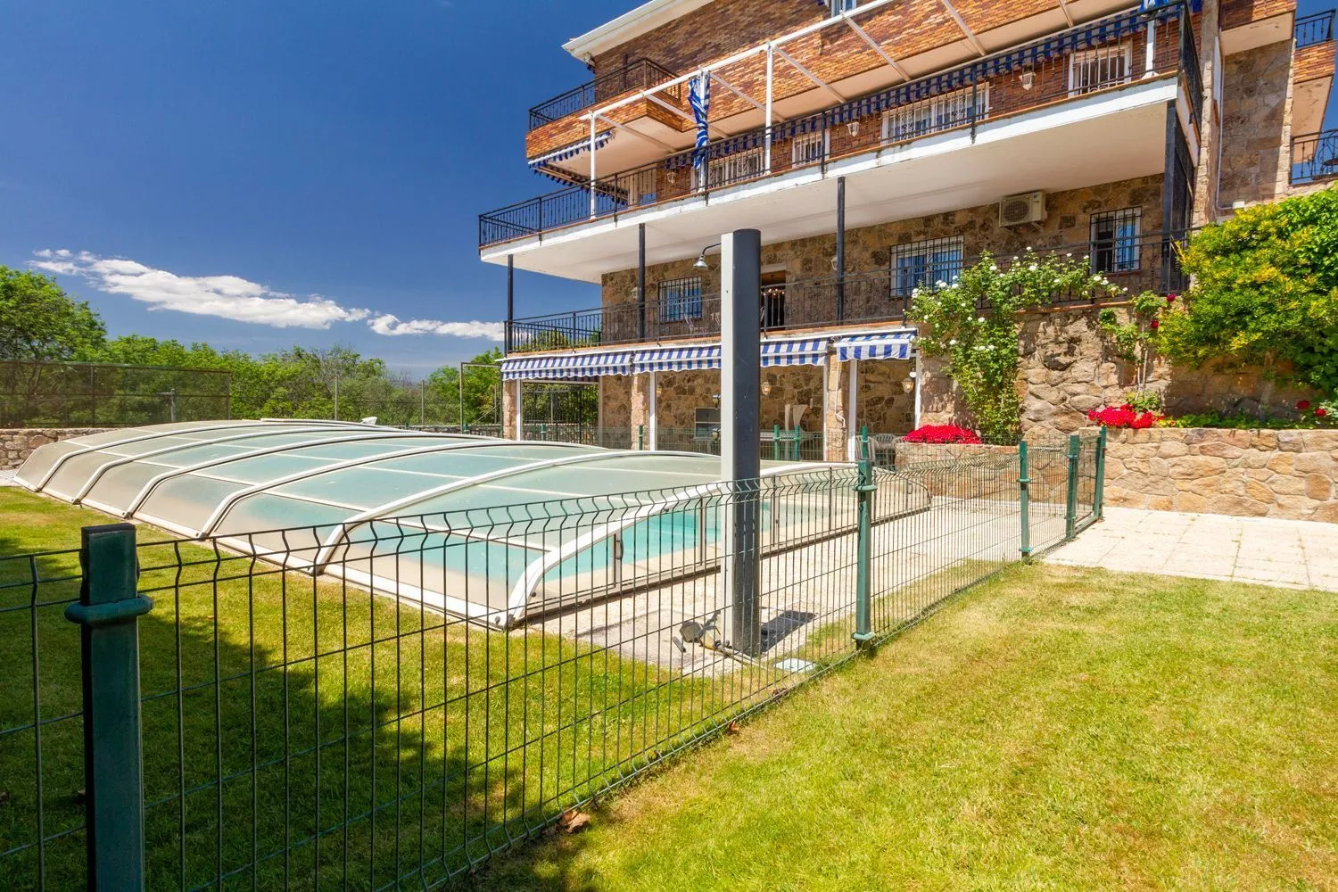 Chalet individual en venta, Colmenarejo, Madrid.pdf